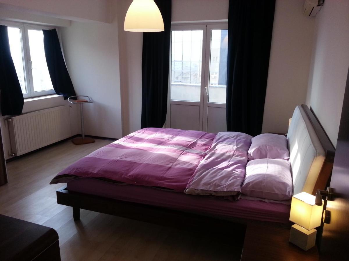 Apartment 3 Rooms Elegant Bukarest Eksteriør billede
