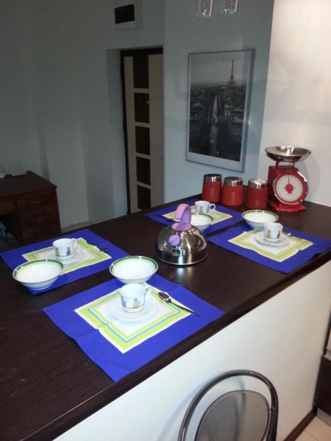 Apartment 3 Rooms Elegant Bukarest Eksteriør billede