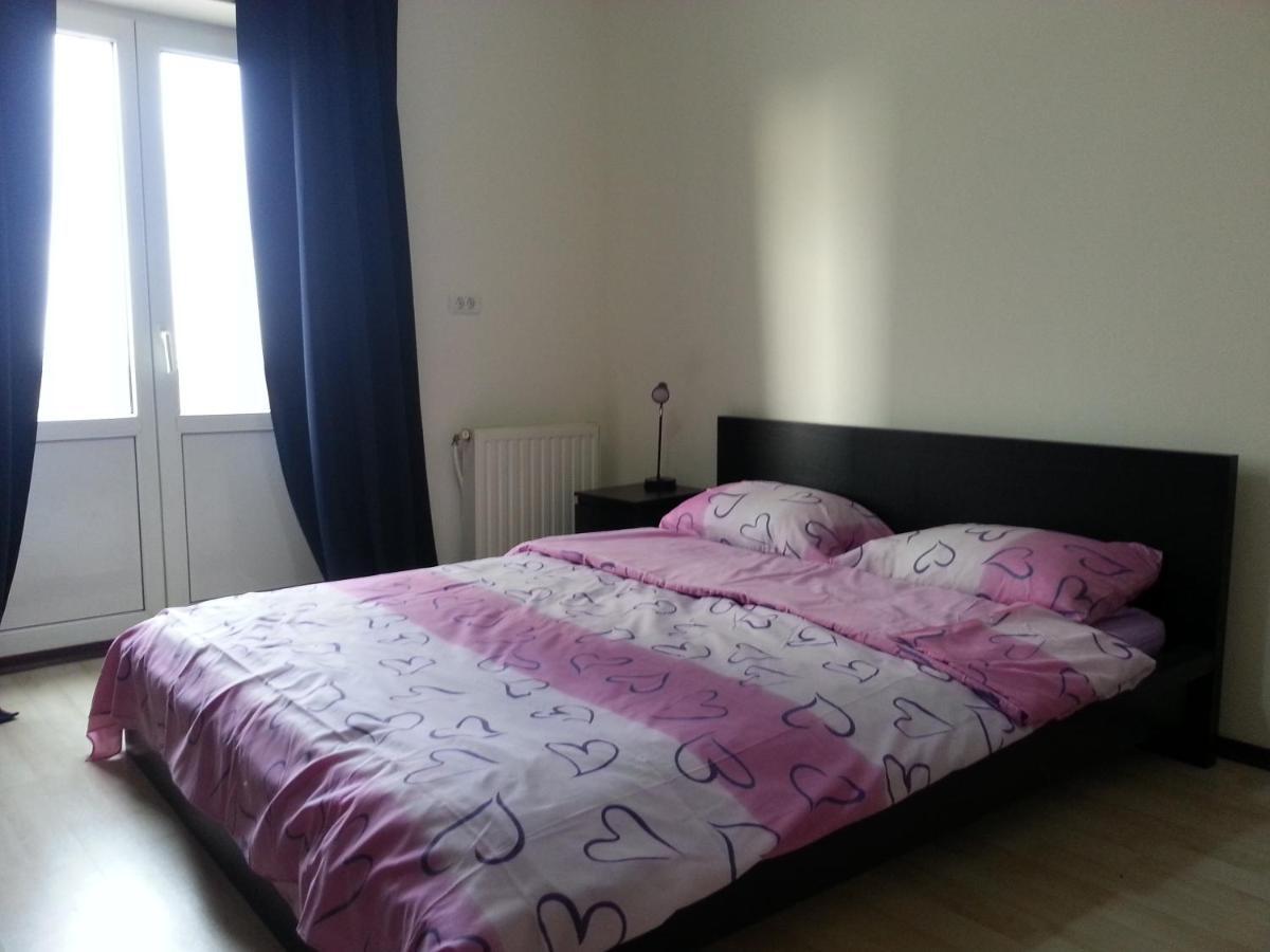 Apartment 3 Rooms Elegant Bukarest Eksteriør billede