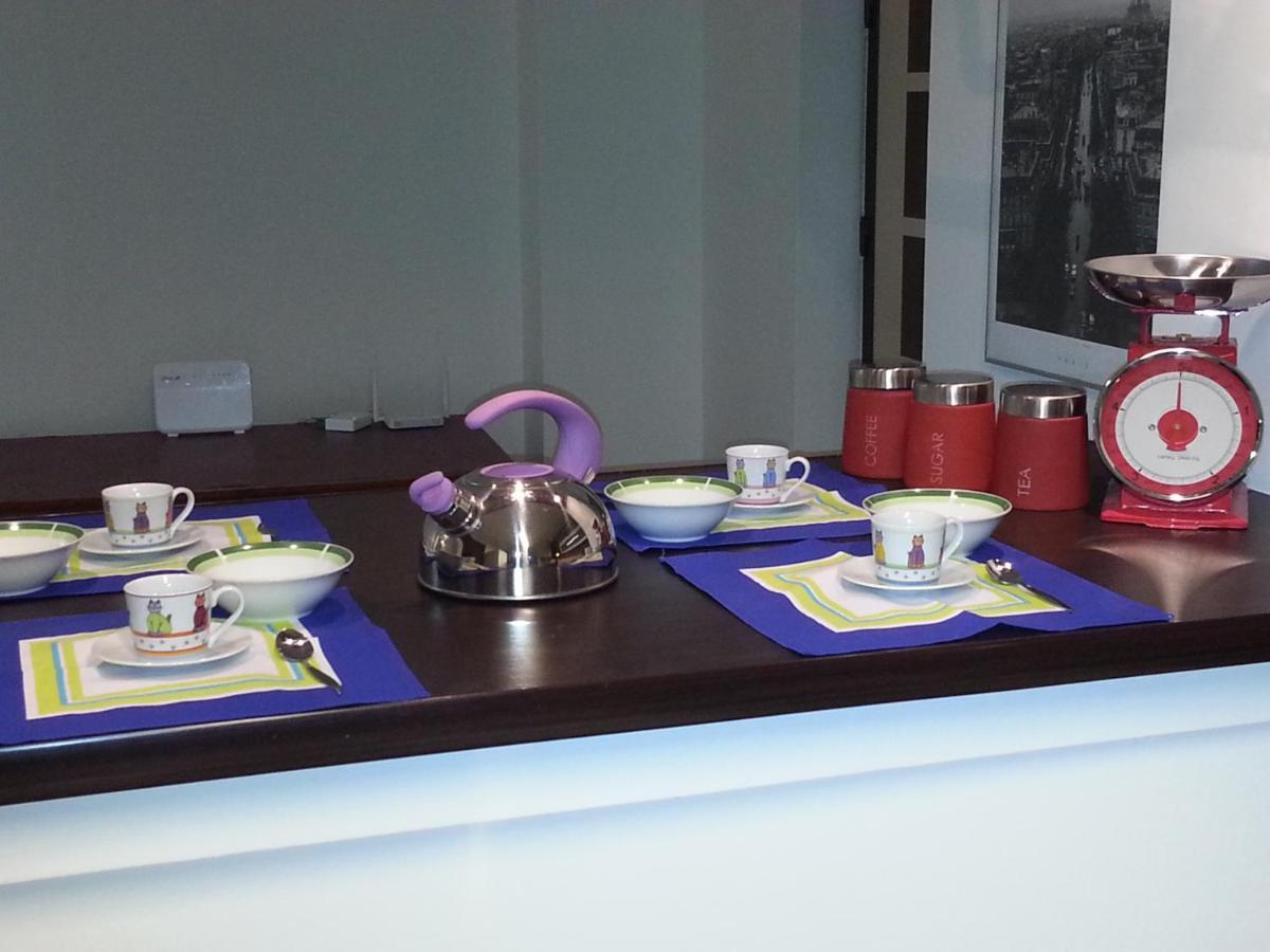 Apartment 3 Rooms Elegant Bukarest Eksteriør billede