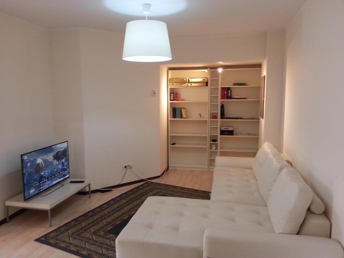 Apartment 3 Rooms Elegant Bukarest Eksteriør billede