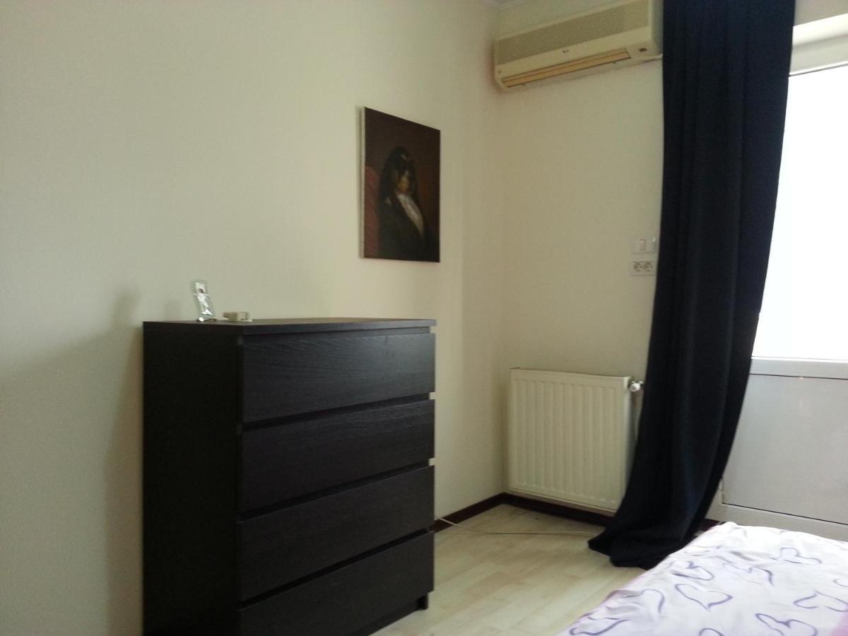 Apartment 3 Rooms Elegant Bukarest Eksteriør billede